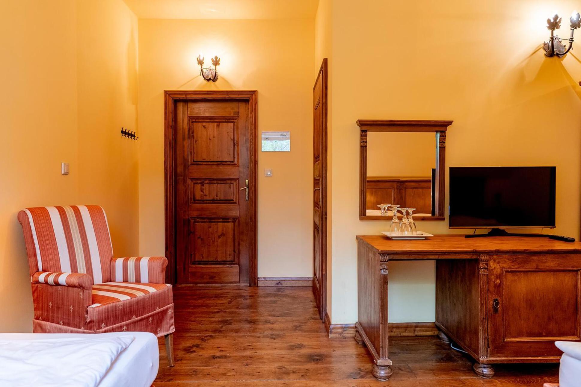 Penzion Cosmopolitan I. Banská Štiavnica エクステリア 写真