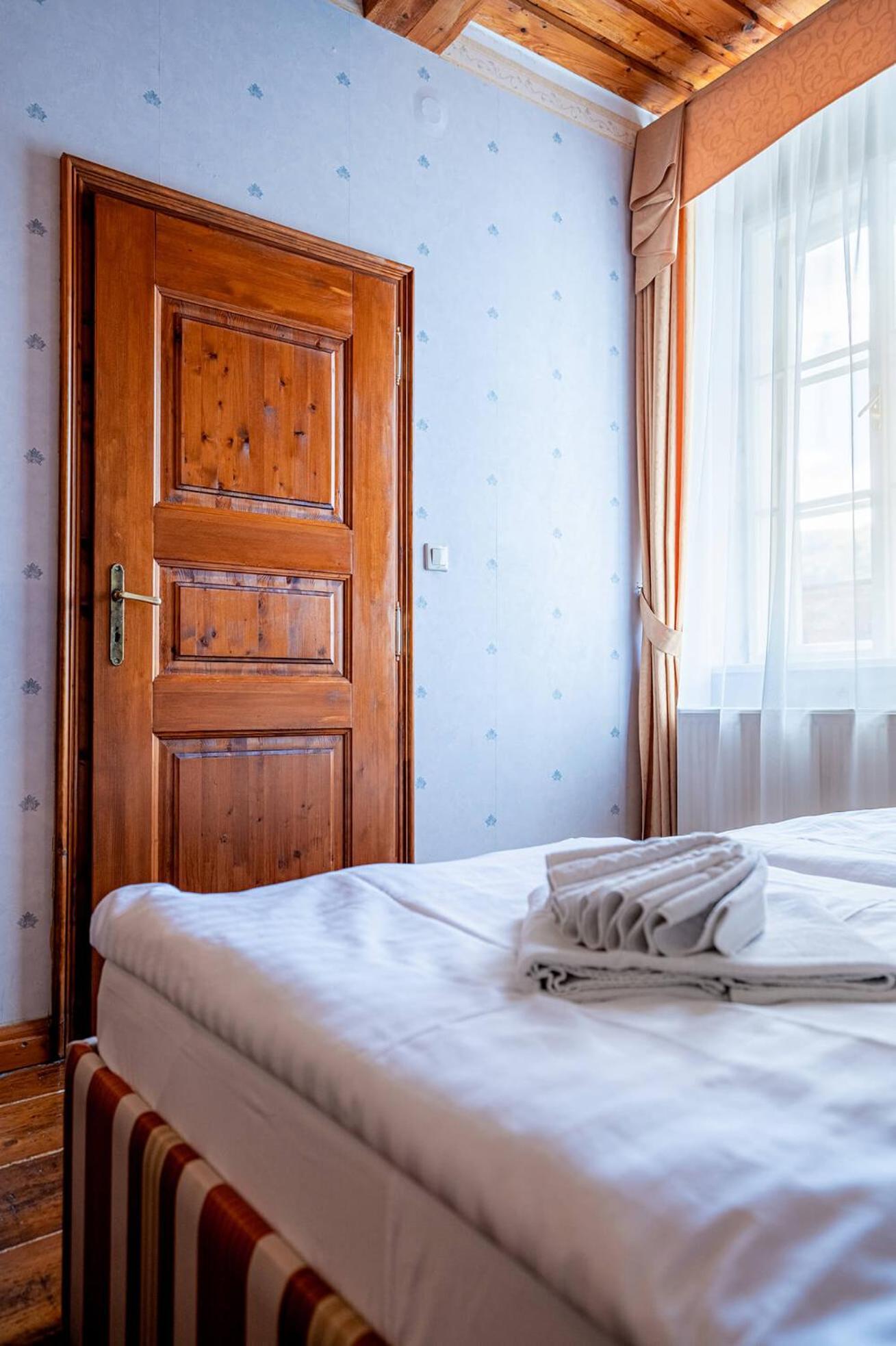 Penzion Cosmopolitan I. Banská Štiavnica エクステリア 写真