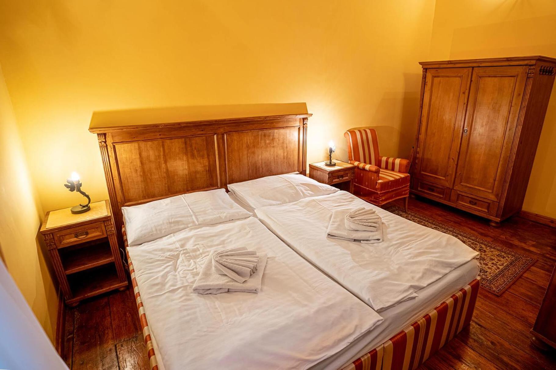 Penzion Cosmopolitan I. Banská Štiavnica エクステリア 写真