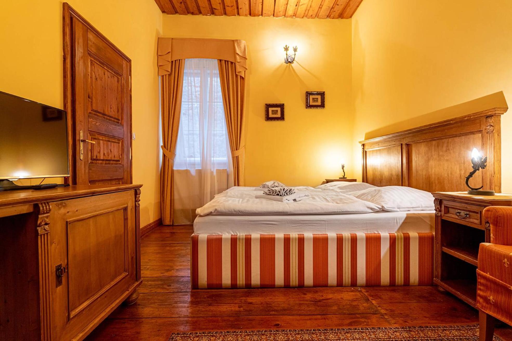 Penzion Cosmopolitan I. Banská Štiavnica エクステリア 写真